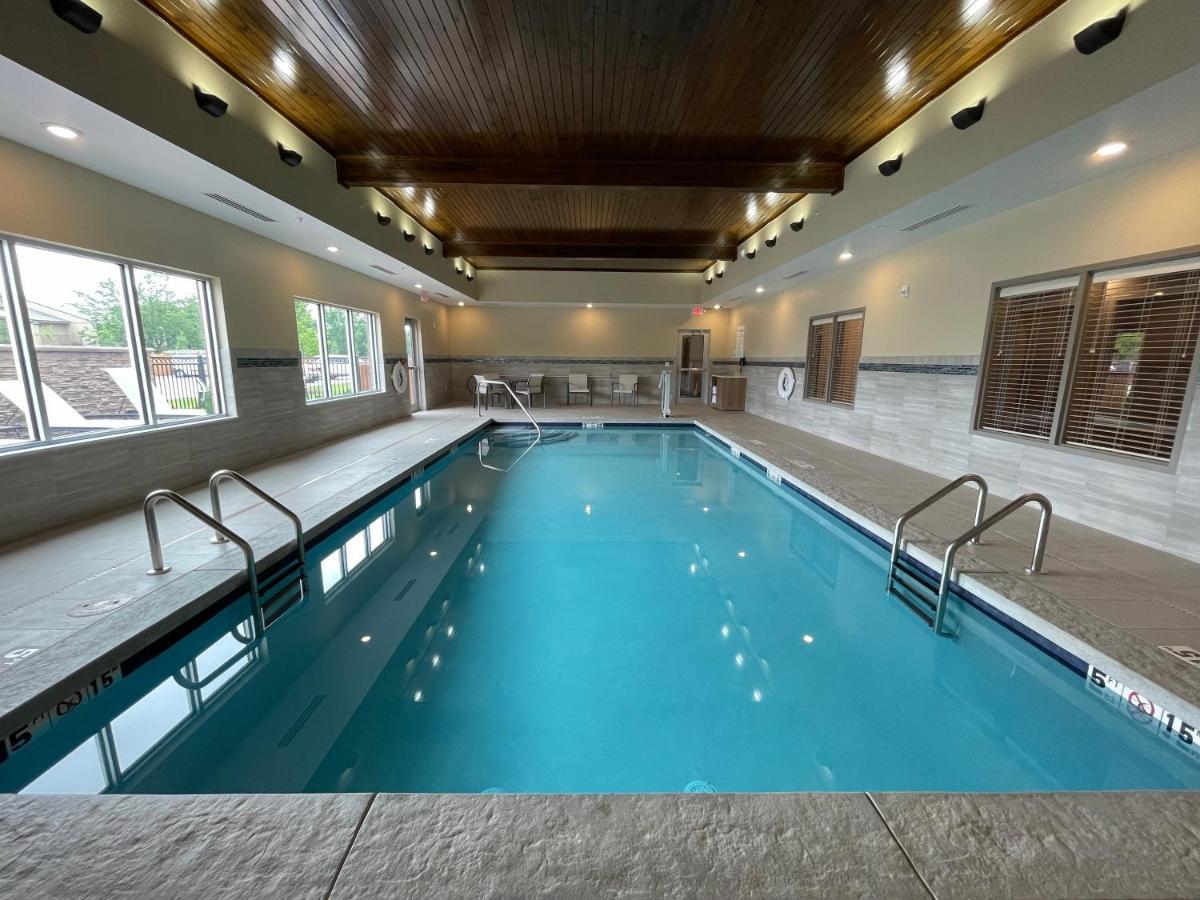 Holiday Inn Express & Suites - Ft. Smith - Airport By Ihg Fort Smith Buitenkant foto