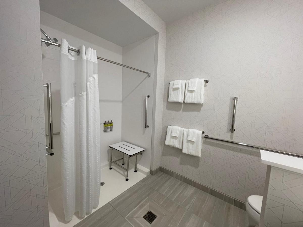Holiday Inn Express & Suites - Ft. Smith - Airport By Ihg Fort Smith Buitenkant foto